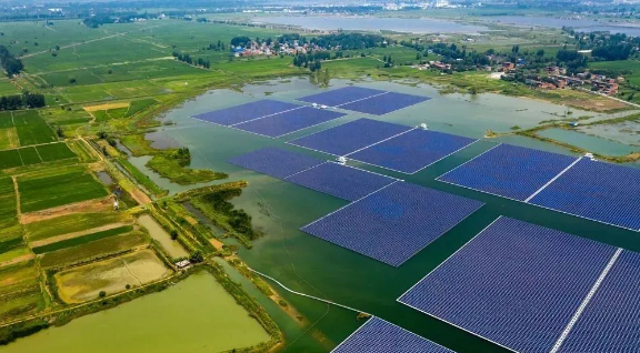 中國十三省最大光伏電站在這里！欽州康熙嶺的光伏電站能排上號了嗎？