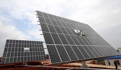 中國十三省最大光伏電站在這里！欽州康熙嶺的光伏電站能排上號了嗎？