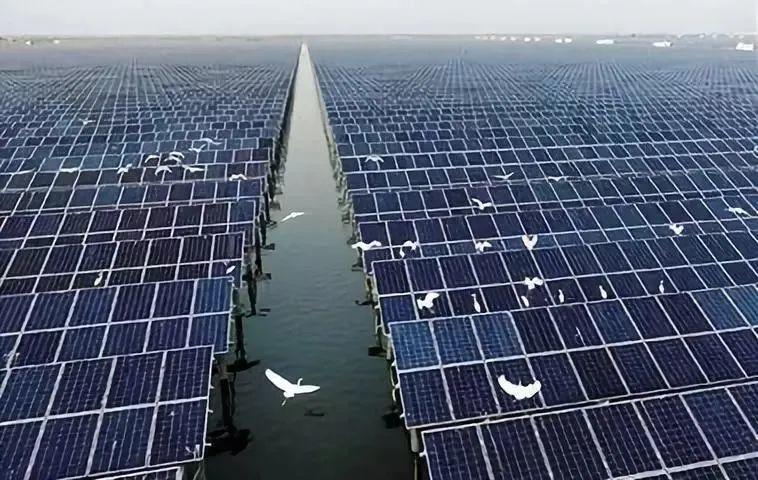 中國十三省最大光伏電站在這里！欽州康熙嶺的光伏電站能排上號了嗎？