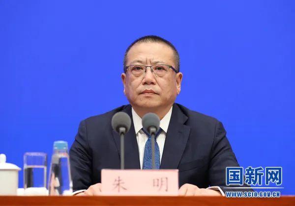 國家能源局：大力發(fā)展光伏發(fā)電、風(fēng)電等可再生能源；多管齊下解決消納問題
